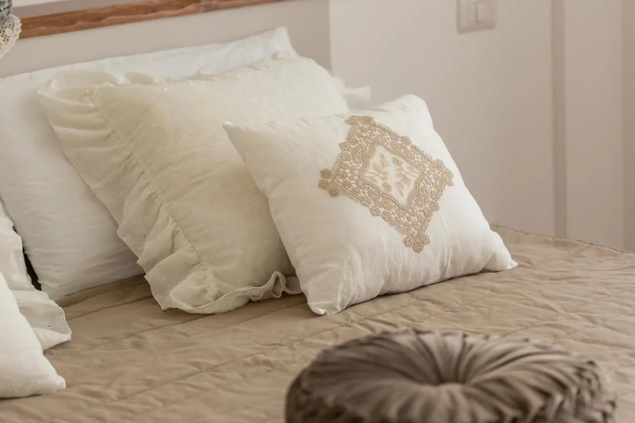 B&B Dimora Mazzarino Naples Bed & Breakfast